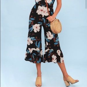 Billabong Floral Print Bell Flare Crop Pants